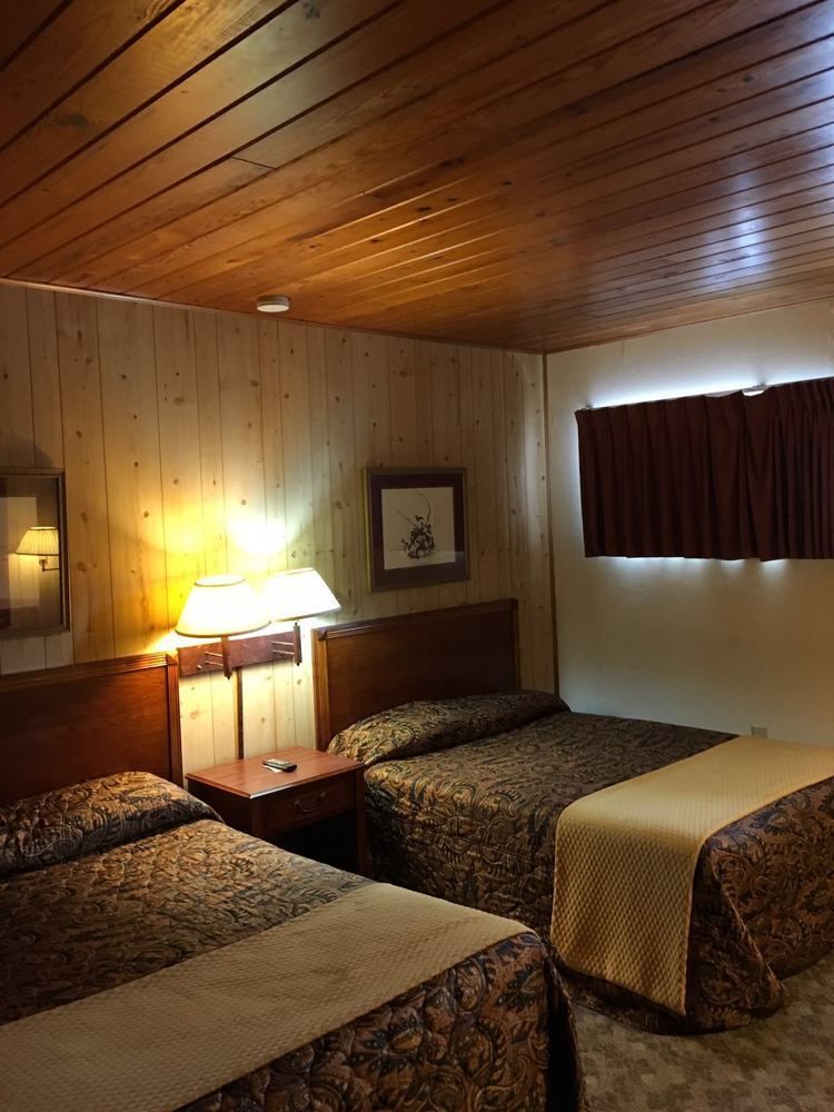 Love Hotels Western Holiday By Oyo At Harlan Lake Ne Алма Экстерьер фото